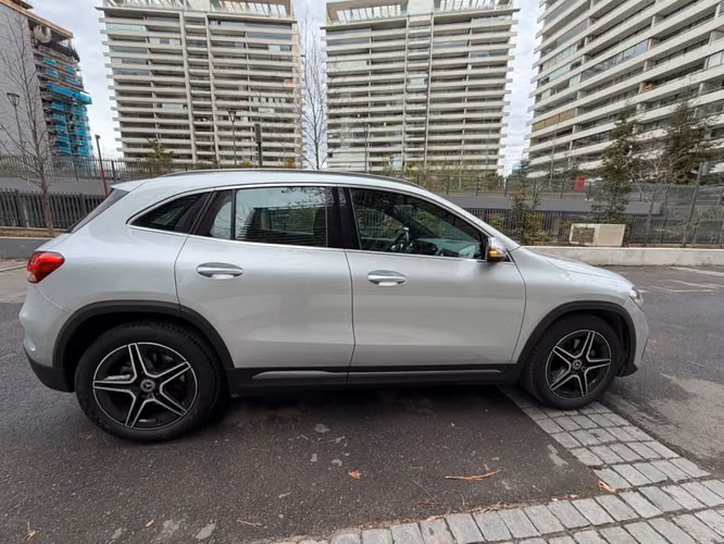 MERCEDES-BENZ GLA 220 D 2.0 4MATIC AT 2023