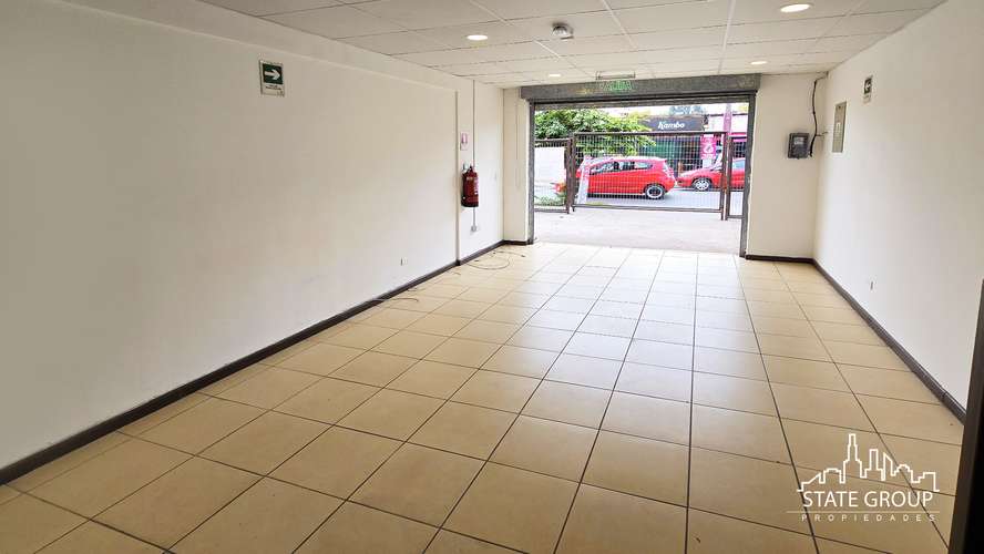 ARRIENDO LOCAL COMERCIAL METRO PLAZA MAIPÚ 60M2