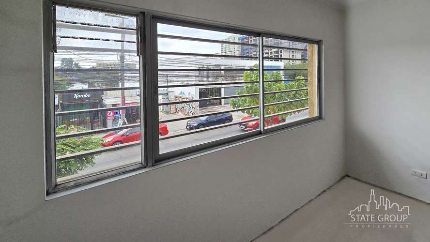 ARRIENDO LOCAL COMERCIAL METRO PLAZA MAIPÚ 60M2