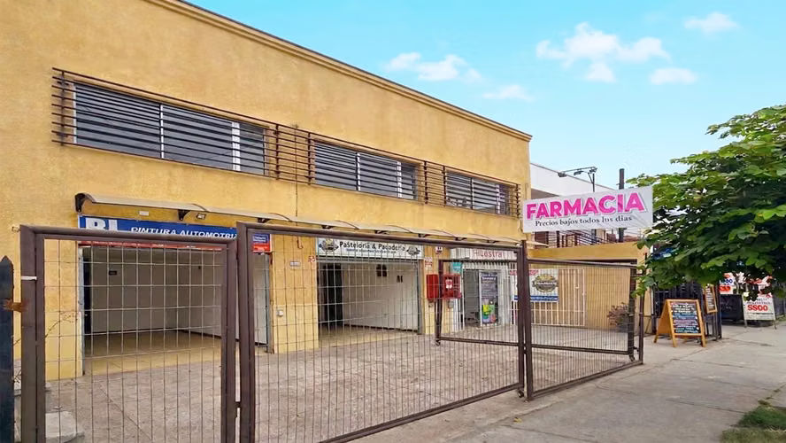 ARRIENDO LOCAL COMERCIAL METRO PLAZA MAIPÚ 60M2