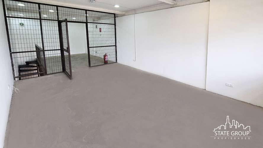 ARRIENDO LOCAL COMERCIAL METRO PLAZA MAIPÚ 60M2