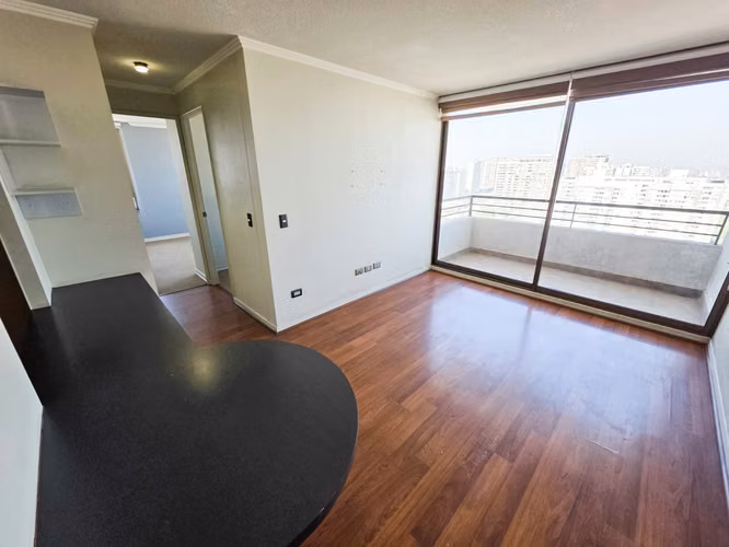 ARRIENDO EN METRO IRARRAZAVAL 2D 2B
