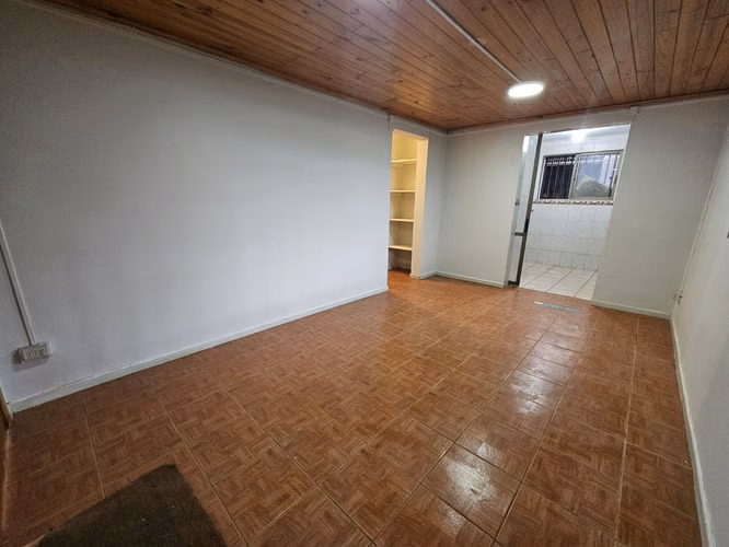 CASA EN 10 SUR VILLA EL EDEN - USO COMERCIAL