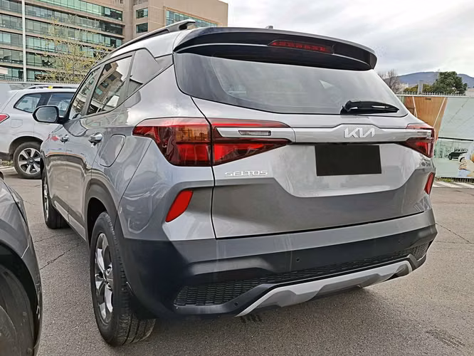 KIA SELTOS 2023