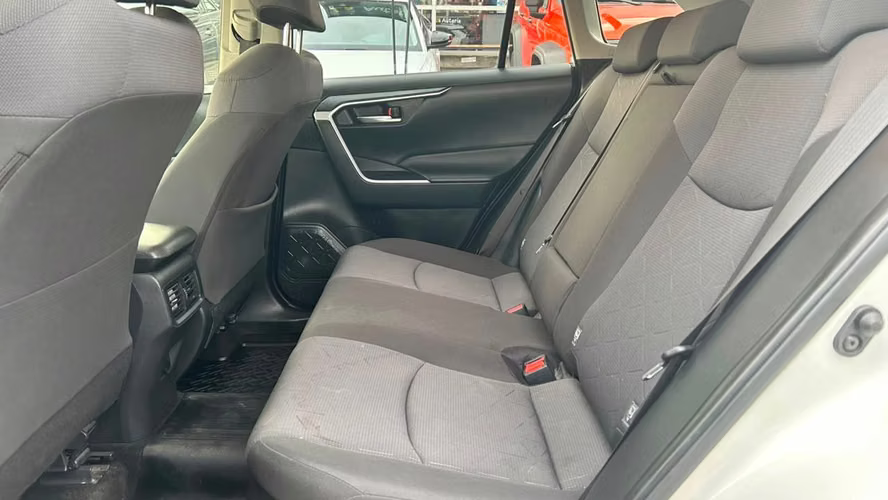 Toyota RAV4 Hybrid  XLE Plus Hybrid CVT 4X2 2.5 AUT (2020)