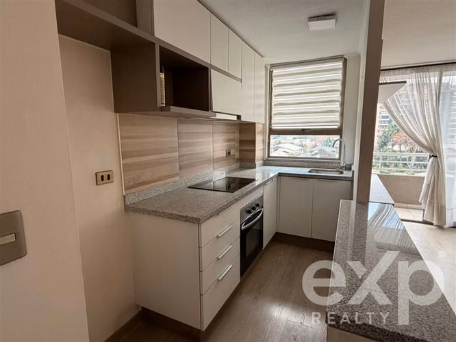 Departamento en venta de 3 dorm 2 baños. en Maipú