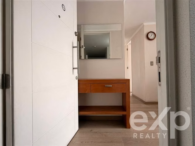 Departamento en venta de 3 dorm 2 baños. en Maipú