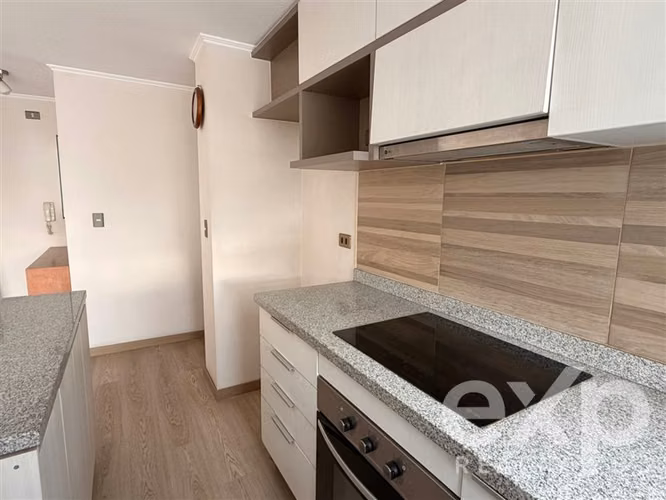 Departamento en venta de 3 dorm 2 baños. en Maipú
