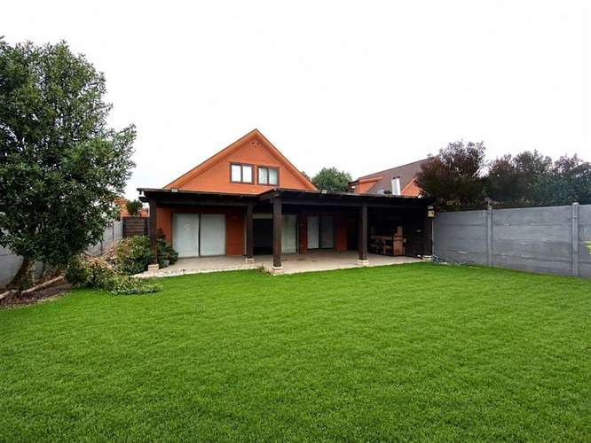 Casa en Arriendo Cond.Brisas Norte de Chicureo 4D 3B