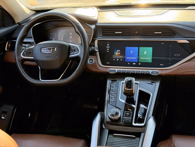 Geely Azkarra Luxury 1.5L 4WD  2022