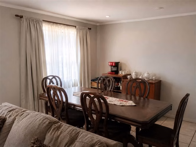 Oportunidad en Venta de 5 dorm 3 Baños Sect Oriente en Talca