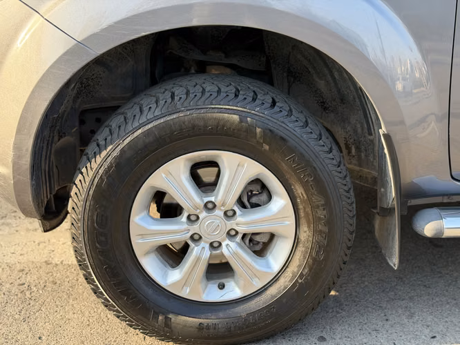 Nissan Np300 2.3 4x4 SE  2018