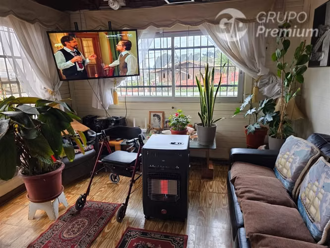 Casa en venta de 6 dorm. en El Tabo