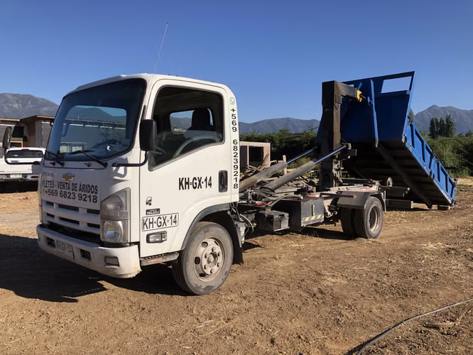 Se vende camion Chevrolet NPR 816 con sistema Ampliroll + 2 carrocerias