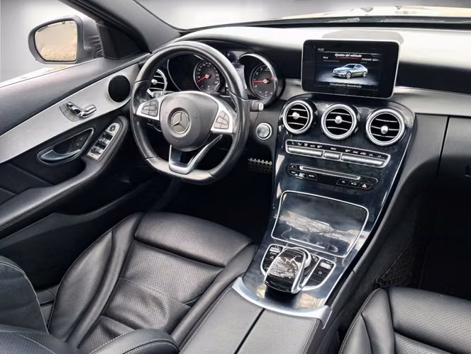 MERCEDES-BENZ C300  2018