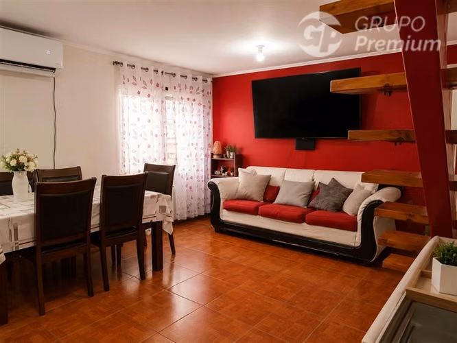 Amplia propiedad con patio y uso comercial potencial