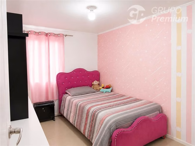 Amplia propiedad con patio y uso comercial potencial