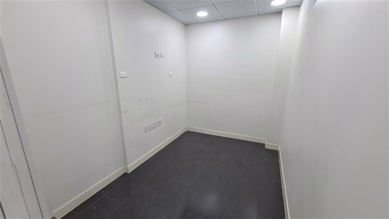 Local Comercial Venta Las Condes Edificio Médico Alcántara - Imagen 11