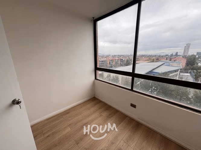 Departamento en Avenida Marathon