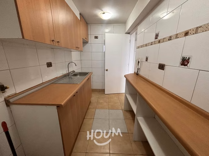 Departamento en Avenida Marathon