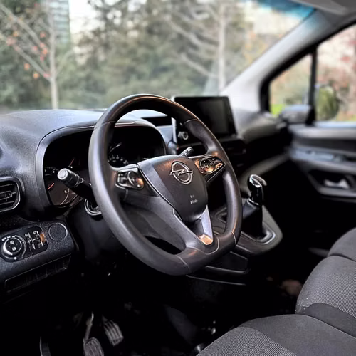 Opel Combo 1.5 MT DIESEL (2023)