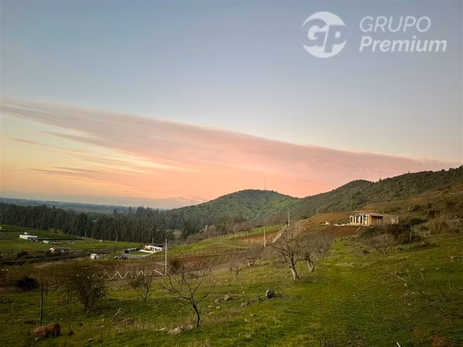Tu refugio natural, a minutos de Santiago.