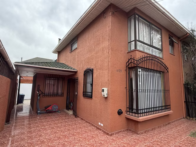 CASA VILLA LOS ROSALES MAIPÚ