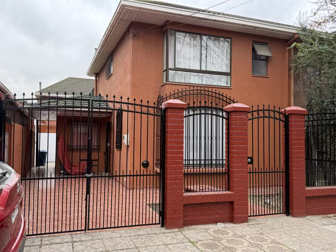 CASA VILLA LOS ROSALES MAIPÚ