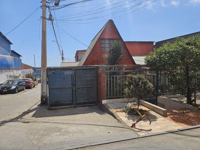 Se vende casa y se reciben oferta