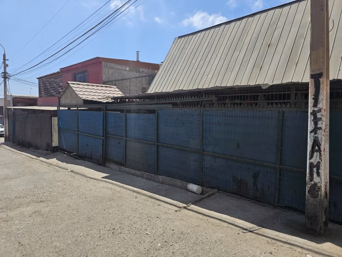 Se vende casa proyección comercial o para vivienda