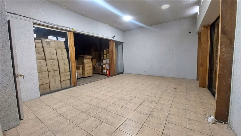 Sitio en arriendo en Santiago IDEAL PARA TALLER