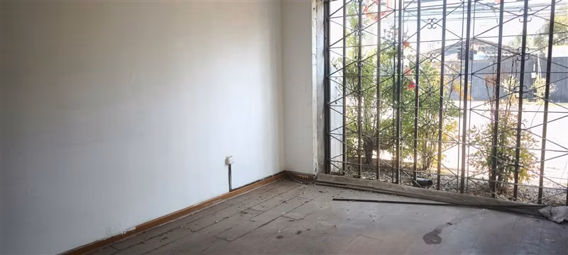 Sitio en arriendo Av. El salto recoleta idel para taller