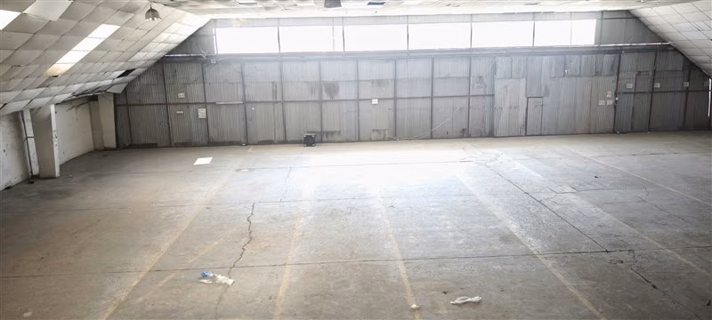 Sitio en arriendo Av. El salto recoleta idel para taller