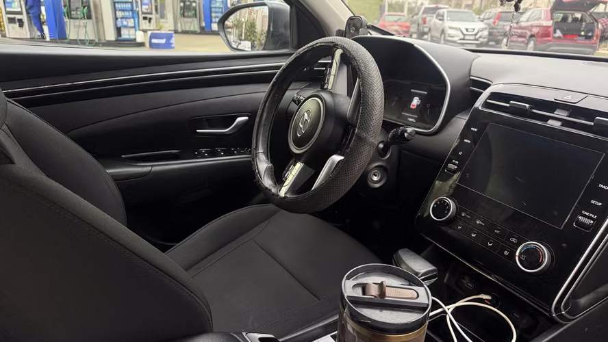 Hyundai Tucson NX4 1.6 GDI 7DCT Automática Año 2023 - Imagen 8