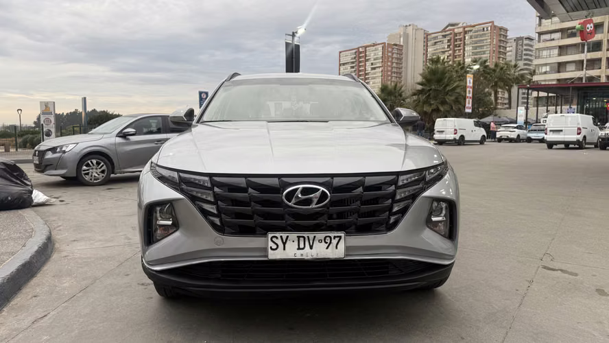 Hyundai Tucson NX4 1.6 GDI 7DCT Automática Año 2023 - Imagen 3