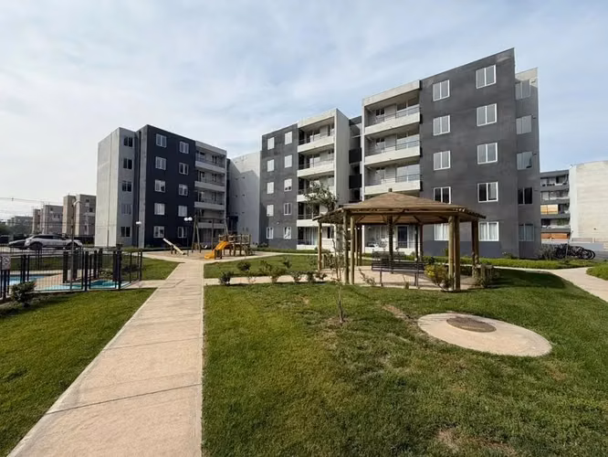 Se Arrienda Depto en Valle Lo Campino 3D 2B 1E