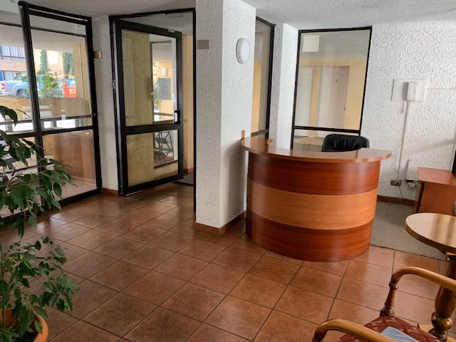 Departamento a pasos Metro Santa Ana - Imagen 10