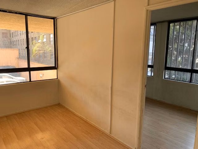 Departamento a pasos Metro Santa Ana - Imagen 9
