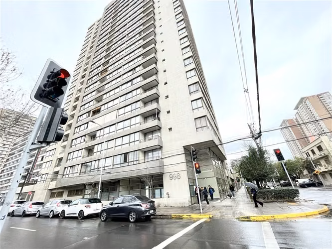 3.150 UF Vende Dpto Santa Elena Santiago metro Irarrázaval