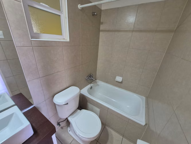 Se Vende Amplia Casa en Sector Aires de Nos, San Bernardo