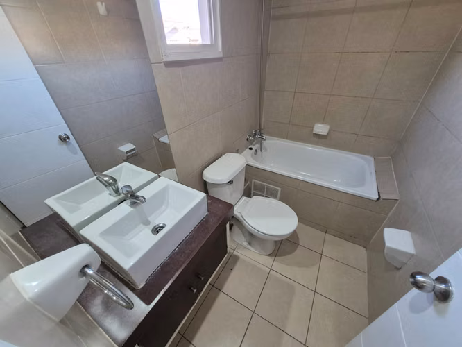 Se Vende Amplia Casa en Sector Aires de Nos, San Bernardo