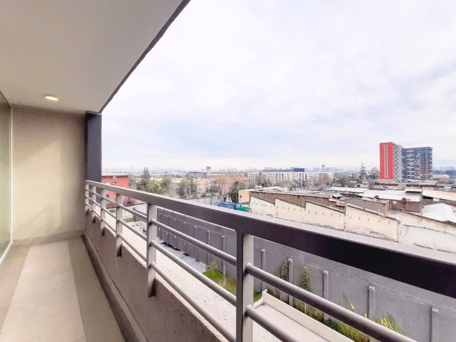 Departamento Tipo Mariposa | Metro Carlos Valdovinos | Amenities
