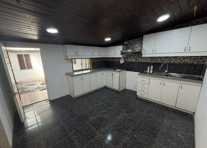 SE VENDE IDEAL FAMILIAR 5D 2B CONCHALI - Imagen 6