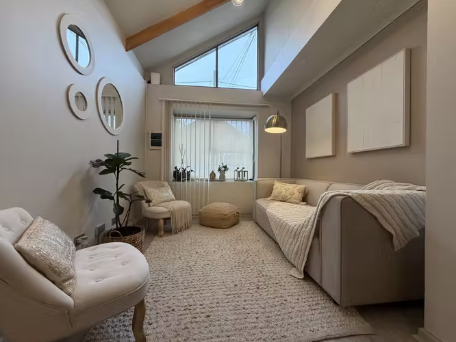VENTA CASA AMPLIADA Y  REMODELADA EN HACIENDA ÑUBLE