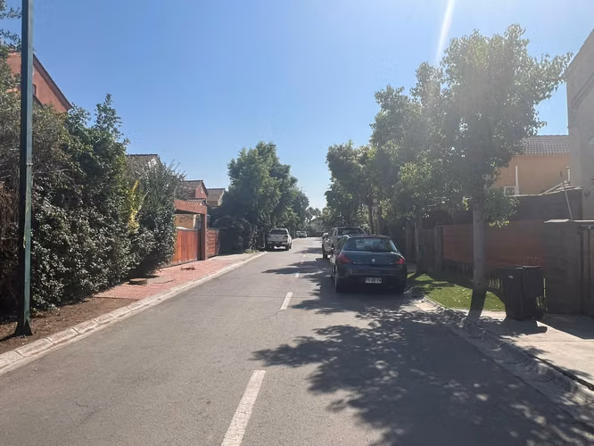 OPORTUNIDAD DE CASA EN VALLE LO CAMPINO 4D 2B QUILICURA