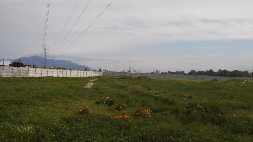 TERRENO OMERCIAL, MAS DE 8200 MTS 2, CENTRICO, CONECTIVIDAD