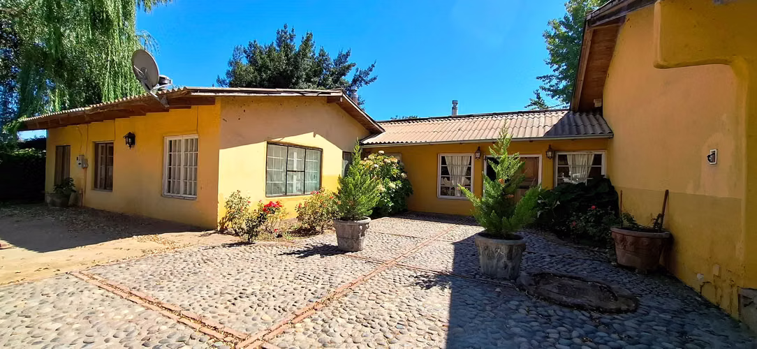Venta  casa patronal y campo 6,75 Has Santa Cruz (176987)