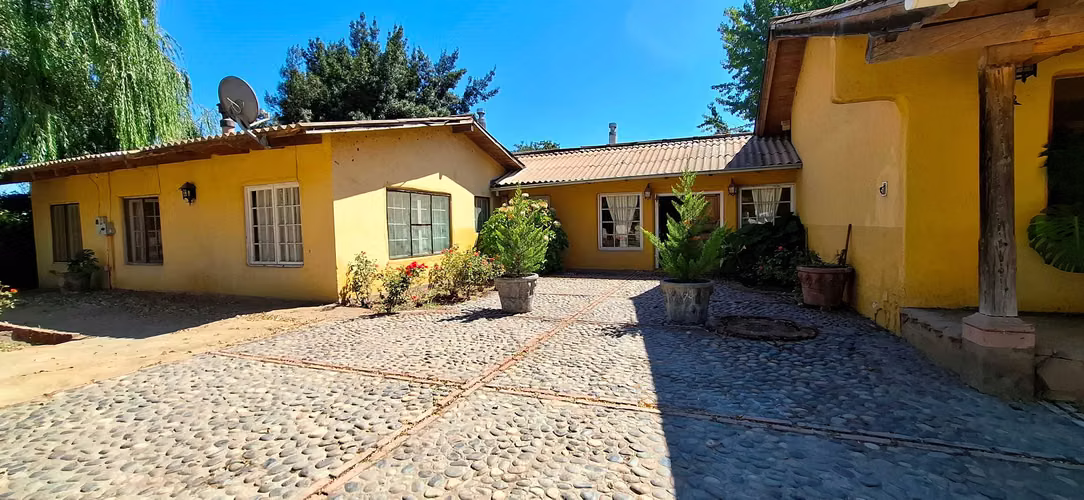 Hermosa casa patronal y campo 6,75 Has  (176987)