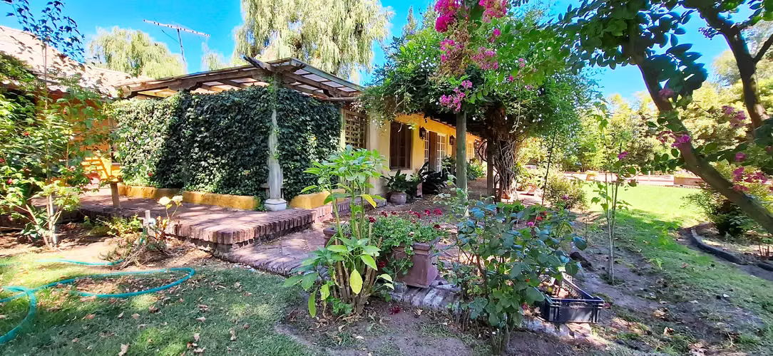 Venta  casa patronal y campo 6,75 Has Santa Cruz (176987)