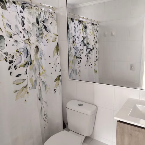Arriendo céntrico edificio nuevo